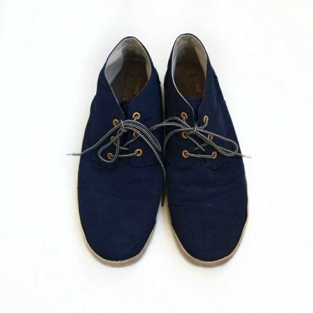 Toms shoes, men's size 13, navy blue shoes.